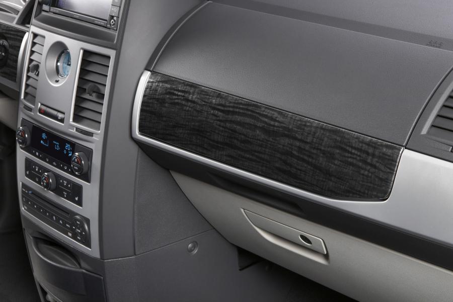  Chrysler Grand Voyager 2008 года  (фото 102 из 108)